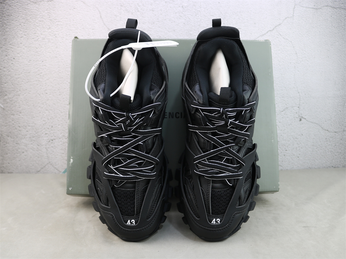 Balenciaga Track Black